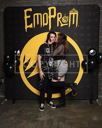 EMO Prom 12.18.21-023