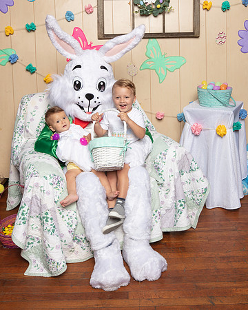 Easter Bunny 04.10.2022-043