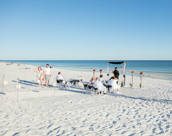 040A8743