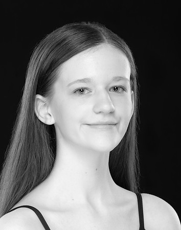 Headshots 08202022-040-Edit