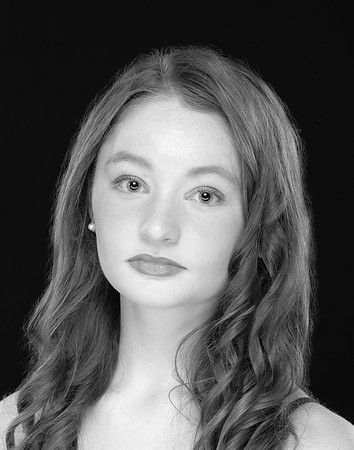 Headshots 08202022-056-Edit