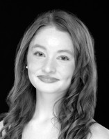 Headshots 08202022-057-Edit
