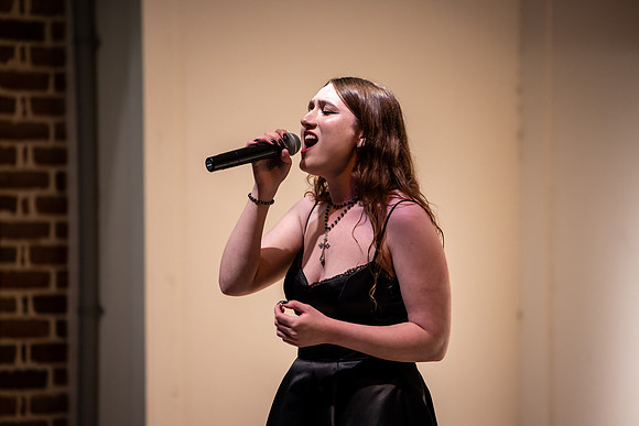EM1_4321