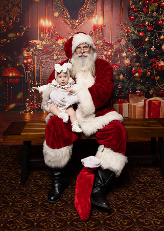 Santa Brunch Sharks 12-17-2023-518