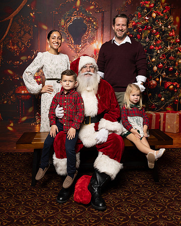 Santa Brunch Sharks 12-17-2023-525