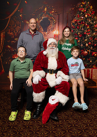 Santa Brunch Sharks 12-17-2023-529