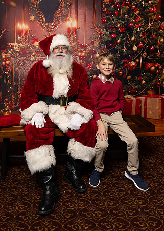 Santa Brunch Sharks 12-17-2023-580