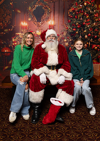 Santa Brunch Sharks 12-17-2023-558