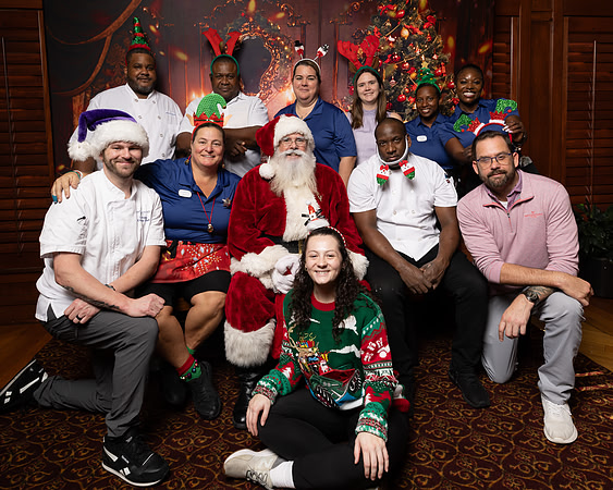 Santa Brunch Sharks 12-17-2023-559