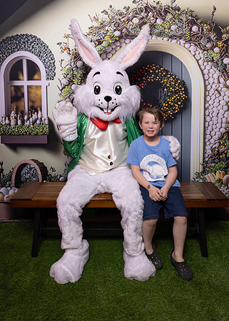 03.23.2024 Easter Bunny Scoops-320