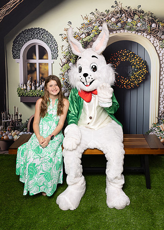 03.31.2024 Easter Bunny St-627