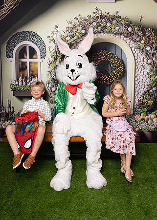 03.31.2024 Easter Bunny St-631