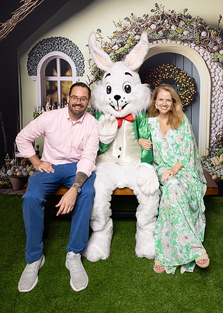 03.31.2024 Easter Bunny St-637