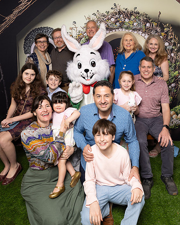 03.31.2024 Easter Bunny St-647