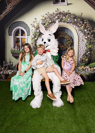 03.31.2024 Easter Bunny St-626