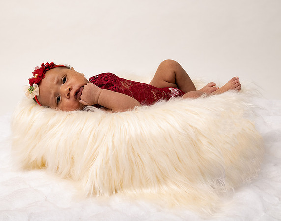 12.12.21 Yazlin Truitt-011-Edit